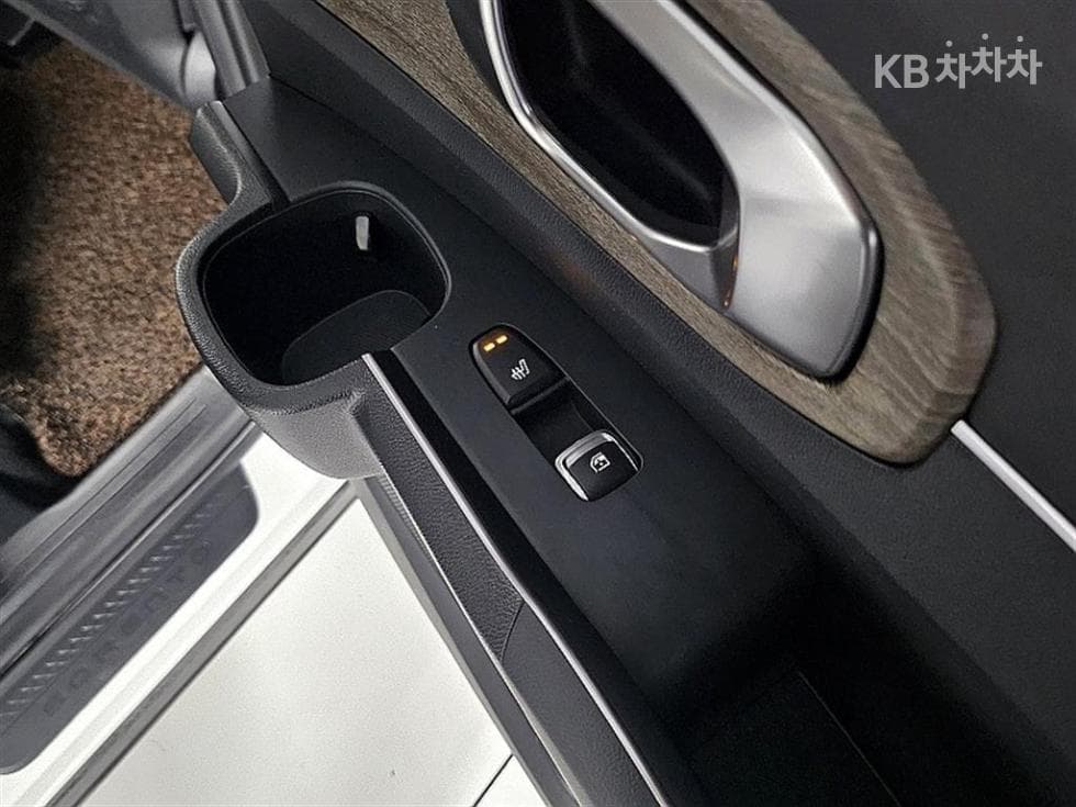 Киа Sorento 4-то поколение2.2 Дизел 2WD Престиж - 19