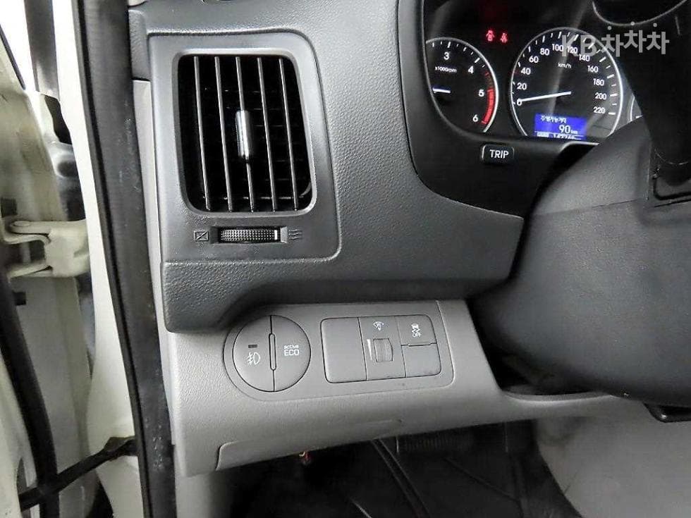 Hyundai Grand Starex3Seater승 Van Smart - 12