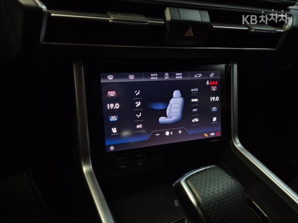 KG Mobility 토레스(J100)1.5 GDI Turbo T7 - 16