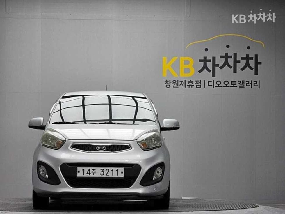 Kia all new Morning / Picanto Deluxe Trendy - Image 1