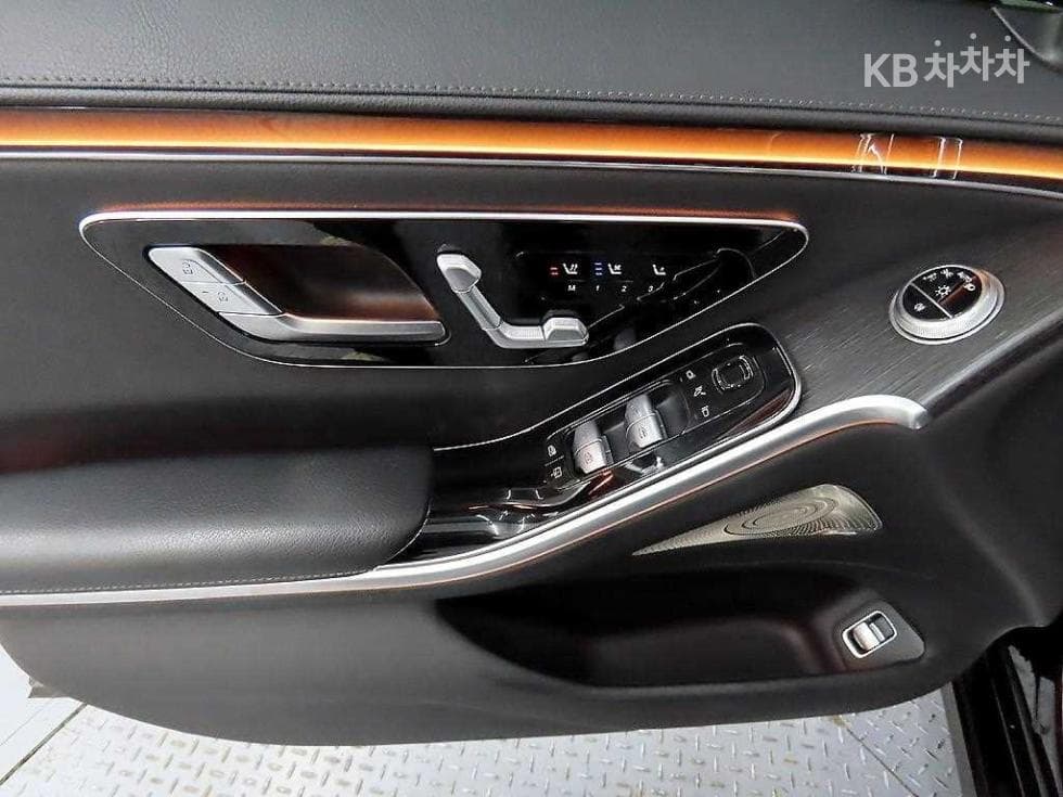 Mercedes-Benz S-Class W223S350d Standard - 11
