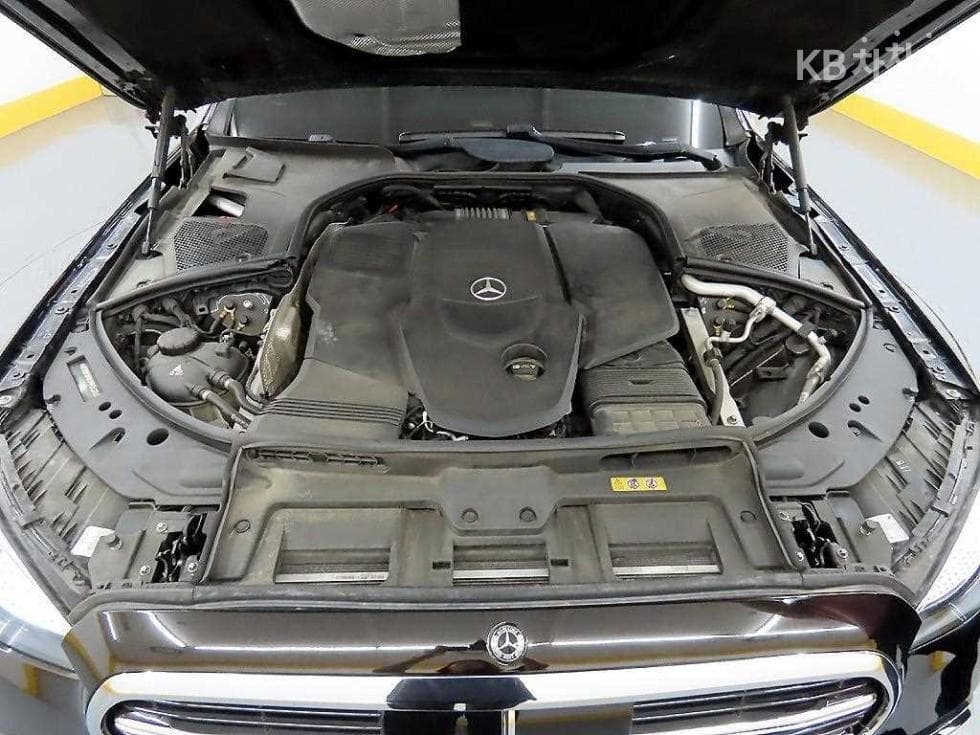 Mercedes-Benz S-Class W223S350d Standard - 19