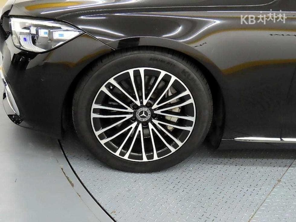 Mercedes-Benz S-Class W223S350d Standard - 20