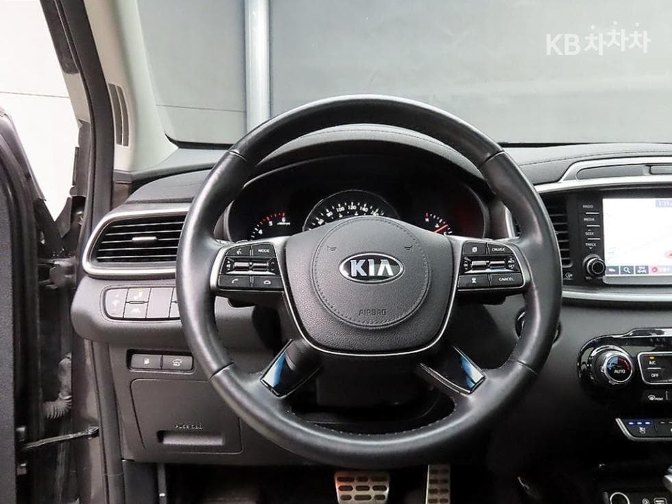 Kia The New (facelift) Sorento2.2 Diesel 2WD Noblesse Special (special feature/edition) - 9