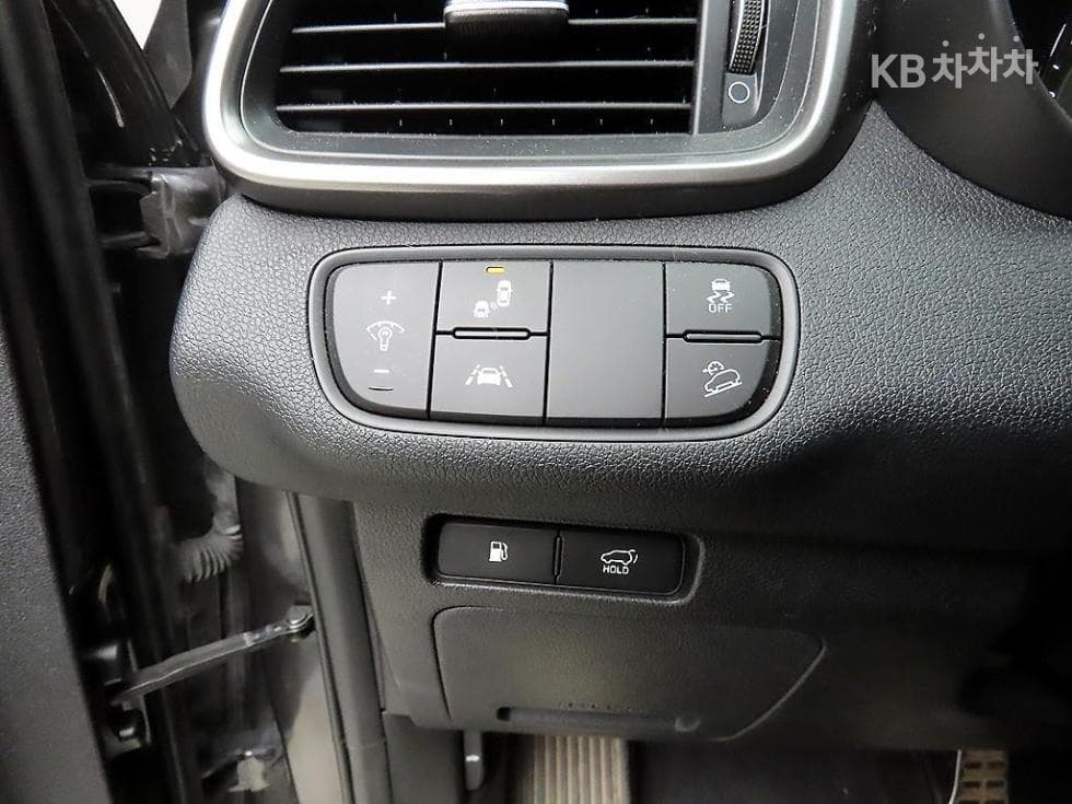 Kia The New (facelift) Sorento2.2 Diesel 2WD Noblesse Special (special feature/edition) - 13