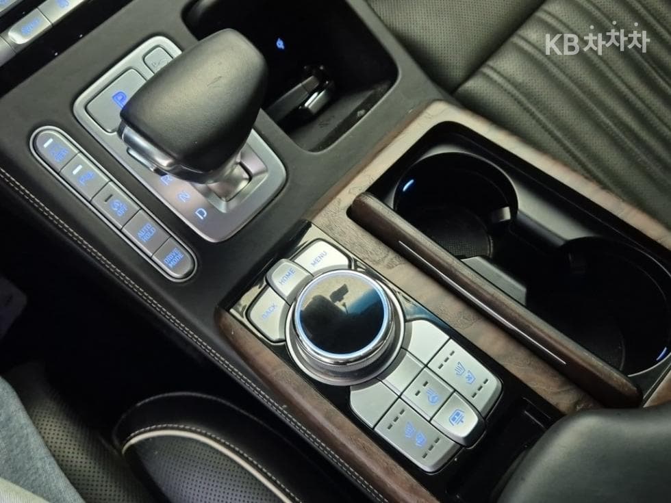 Genesis G903.3T GDi AWD Premium Luxury - 8