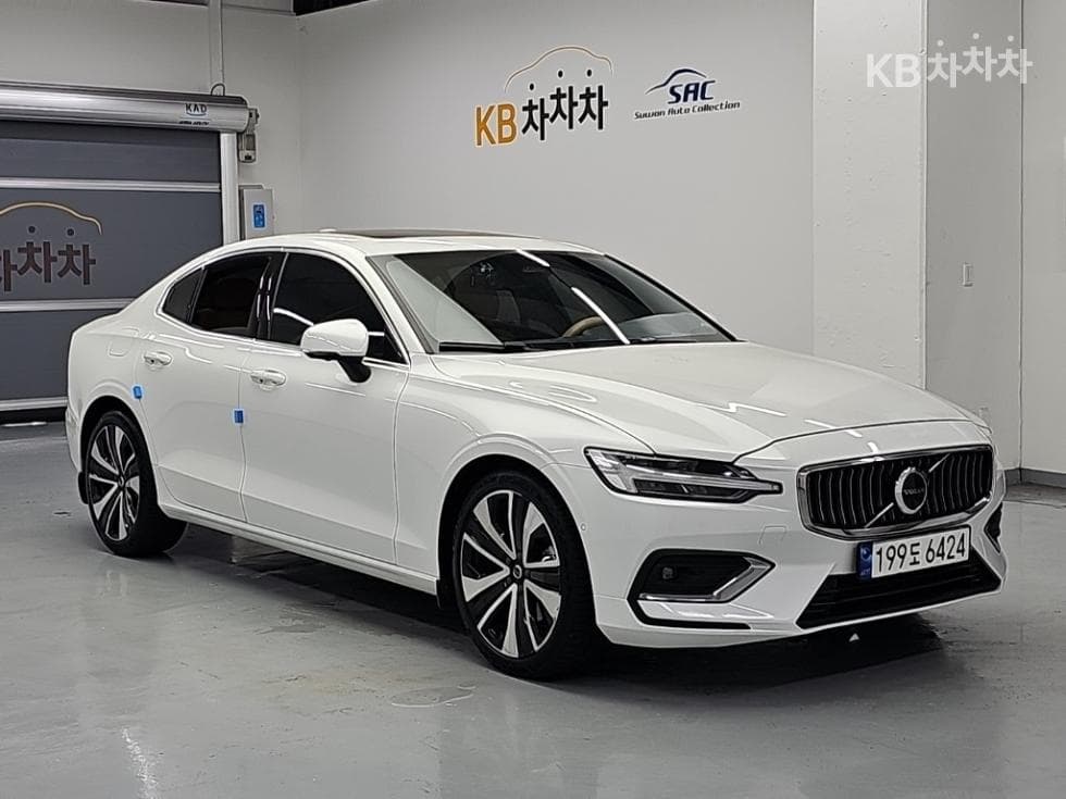 Volvo S60 3rd Gen2.0 B5 Ultimate Bright - 4