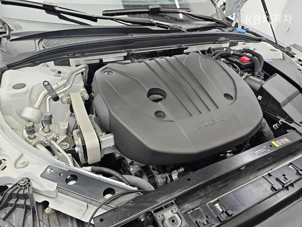 Volvo S60 3rd Gen2.0 B5 Ultimate Bright - 5