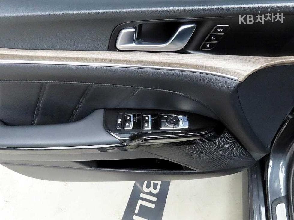 Kia K5 3rd Gen2.0 Gasoline Signature - 11