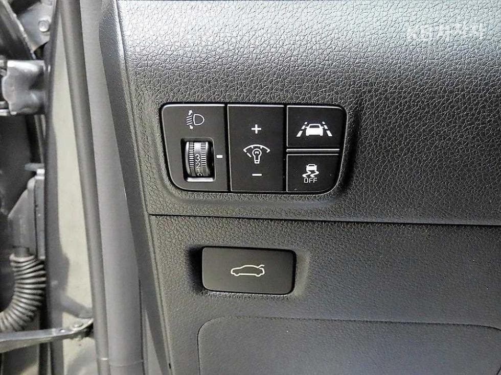 Kia K5 3rd Gen2.0 Gasoline Signature - 13