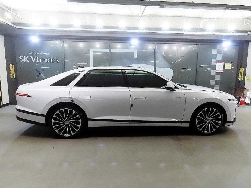 Hyundai The All New Grandeur (Azera) Hybrid1.6 Turbo Gasoline Calligraphy - 3