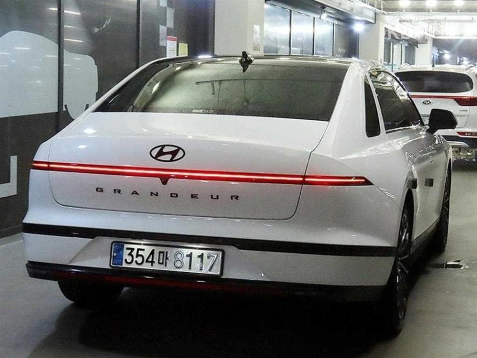 Hyundai The All New Grandeur (Azera) Hybrid1.6 Turbo Gasoline Calligraphy - 4