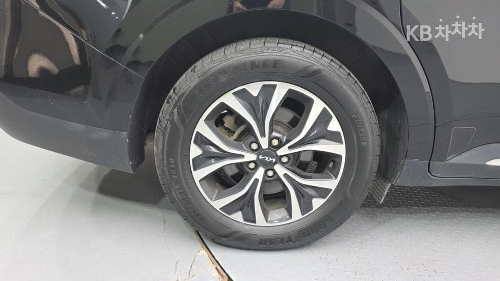Kia Carnival 4th generationG3.5 GDI 9-seater Noblesse - 12