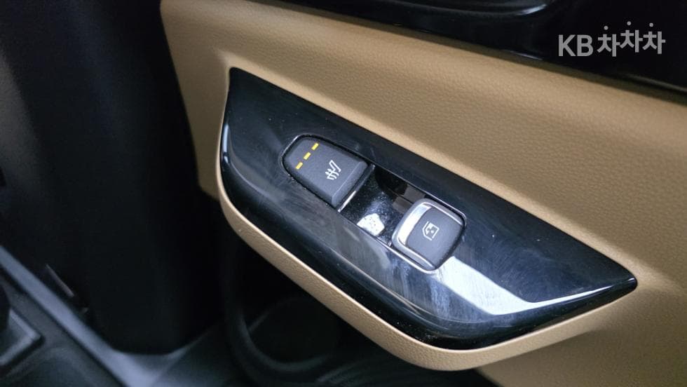 Kia Carnival 4th generationG3.5 GDI 9-seater Noblesse - 16