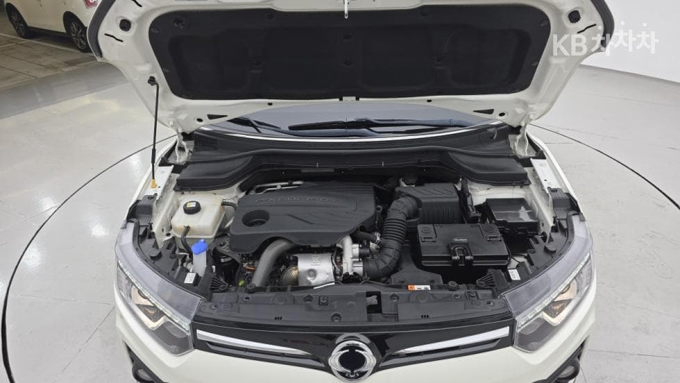 KG Mobility Very New (facelift/refresh; particularly for Tivoli) TivoliGasoline V3 2WD Standard - 16