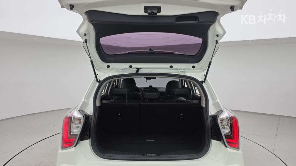 KG Mobility Very New (facelift/refresh; particularly for Tivoli) TivoliGasoline V3 2WD Standard - 17
