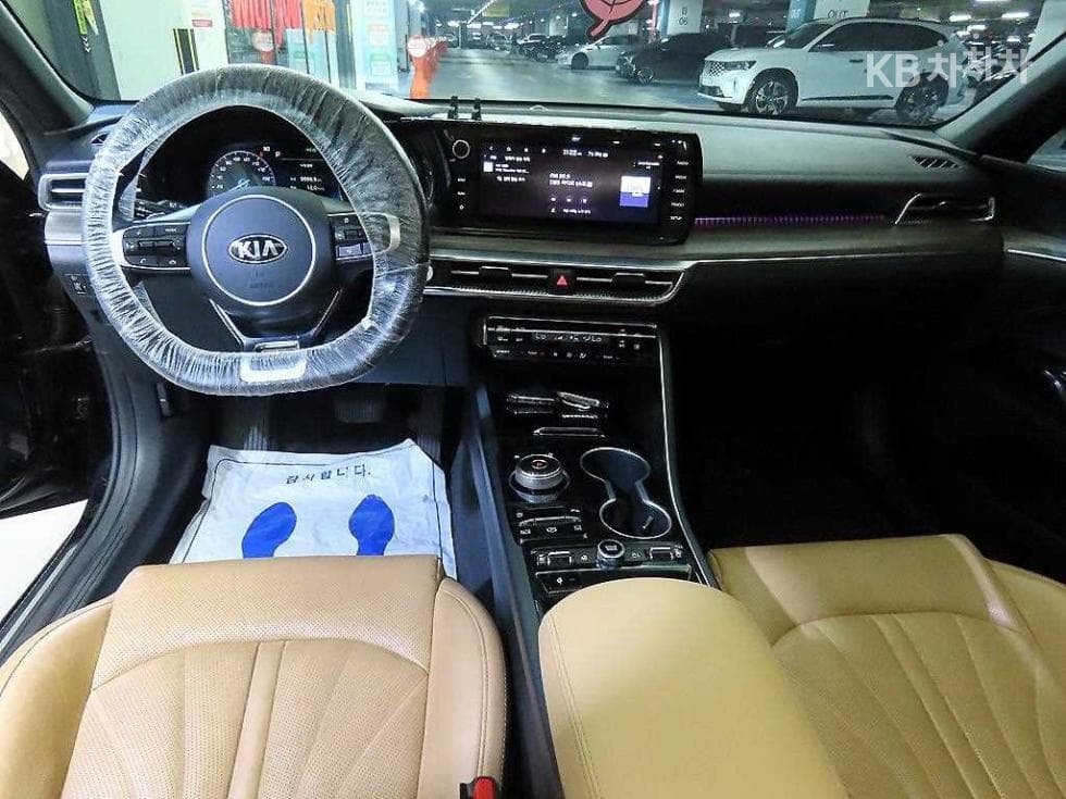 Kia K5 3rd Gen1.6 Gasoline Turbo Signature - 10
