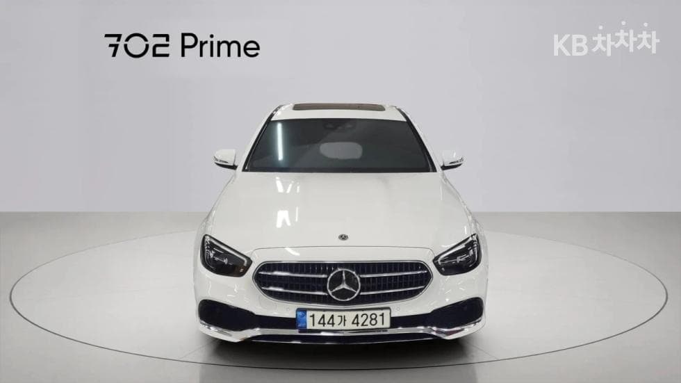 Mercedes-Benz E-Class (W213)E250 Avantgarde - 4