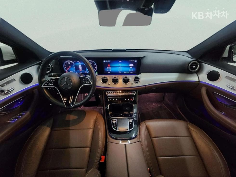 Mercedes-Benz E-Class (W213)E250 Avantgarde - 7