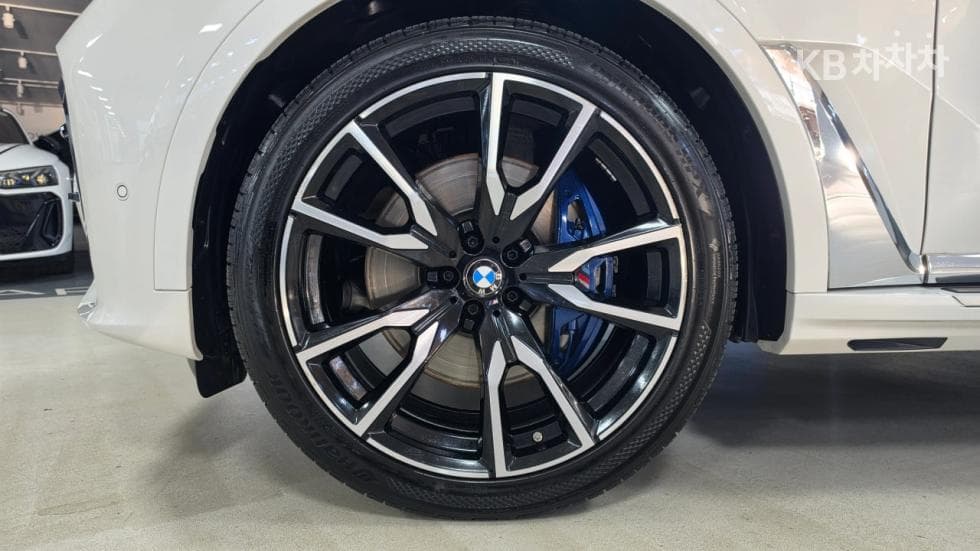BMW X7(G07)xDrive 40i M Sport - 5