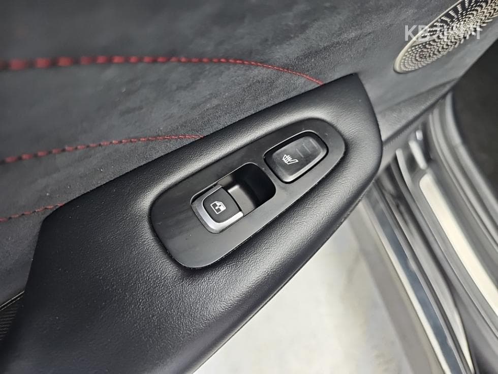 Kia Stinger Meister3.3 Gasoline Turbo 4WD 아크로 에디션 - 13