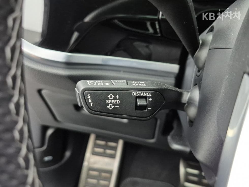 Audi The New Q3(F3)35 Turbo Diesel Injection Quattro Sportback Premium - 16