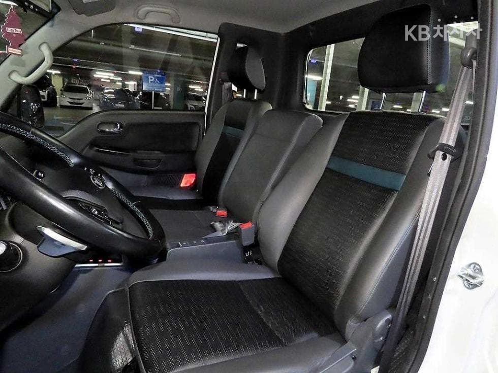 Kia The New (facelift) Bongo 3 (light truck) EV1 Ton 2WD Extra Long King Cab GLS - 8