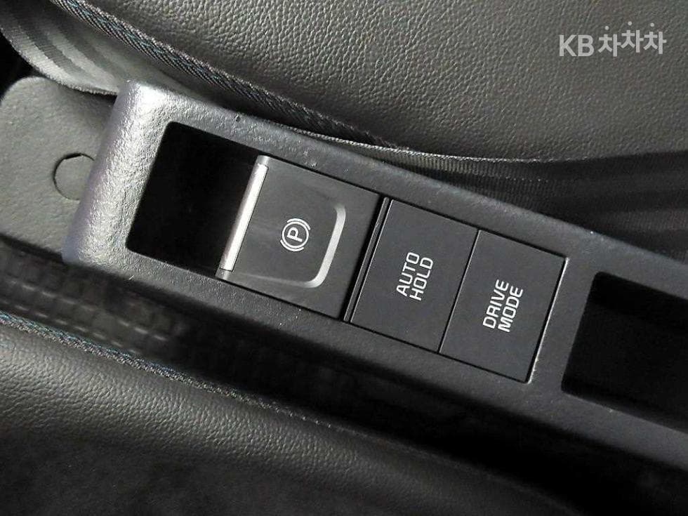 Kia The New (facelift) Bongo 3 (light truck) EV1 Ton 2WD Extra Long King Cab GLS - 15