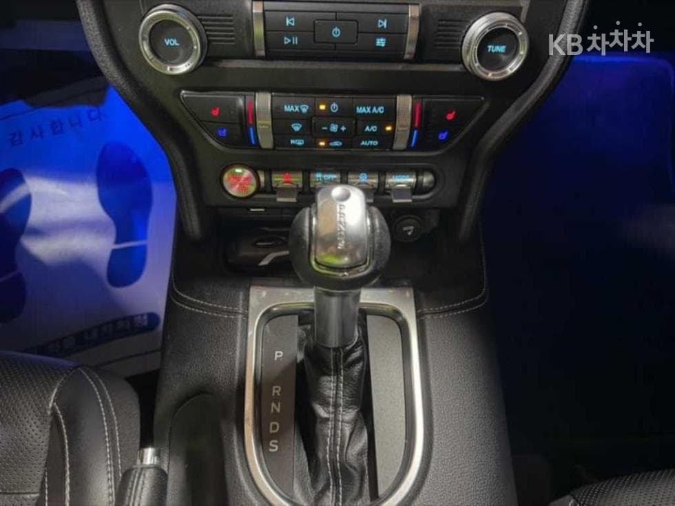 Ford 올New머스탱Coupe Premium - 11