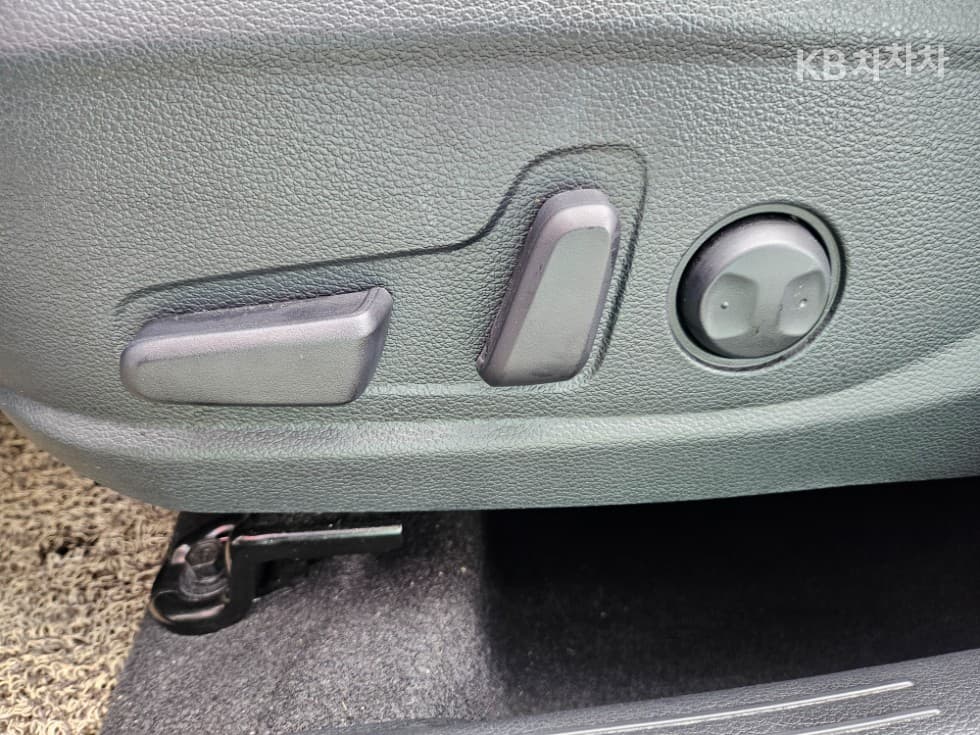 Киа Soul 부스터1.6 T-GDI Noblesse Специал (специален признак/издание) - 14