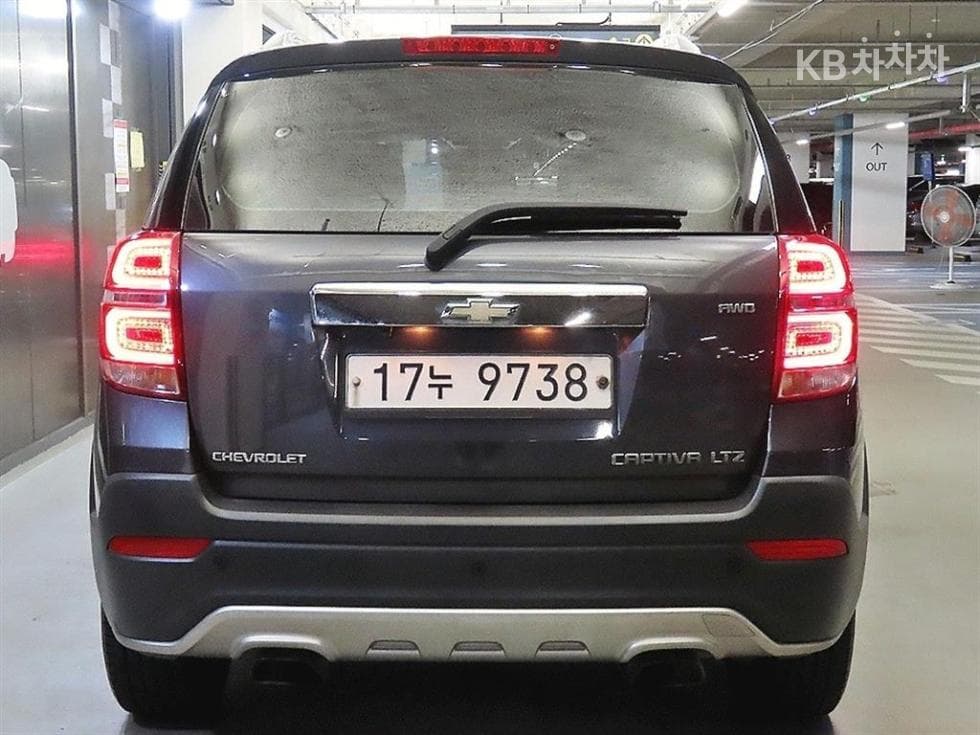 GM Korea Chevrolet Captiva4WD LT 5-seater - 5