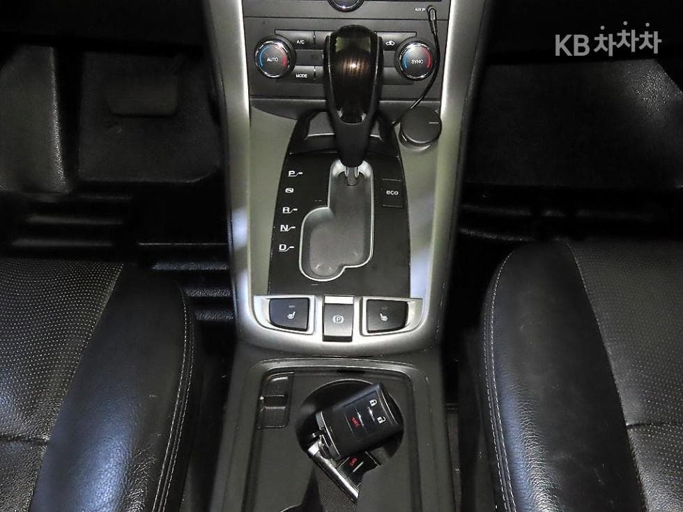 GM Korea Chevrolet Captiva4WD LT 5-seater - 12