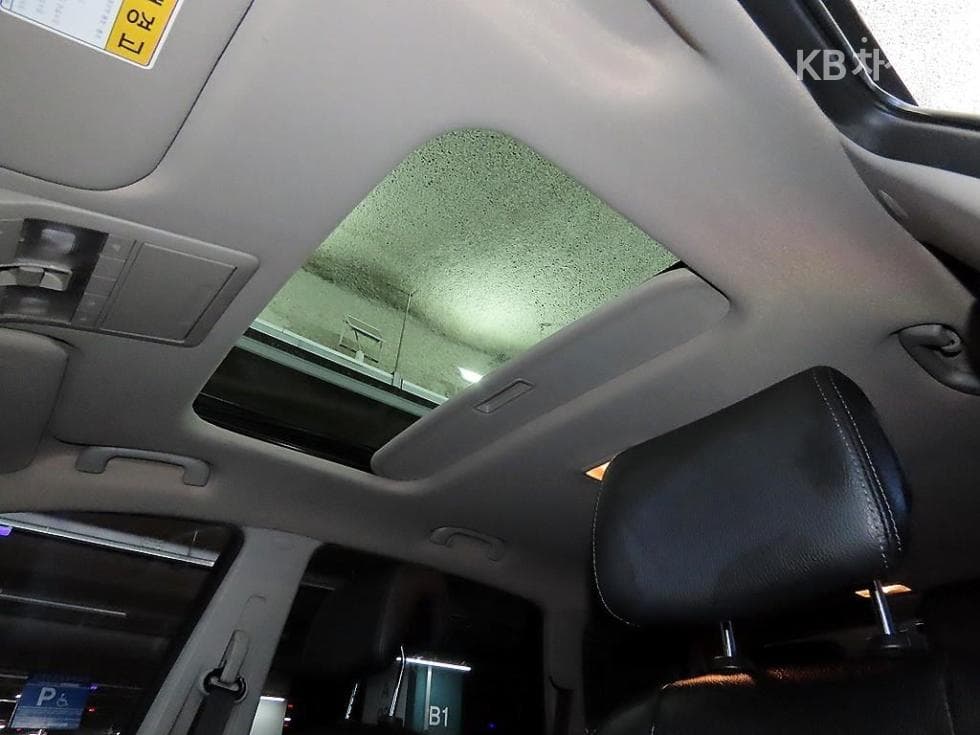 GM Korea Chevrolet Captiva4WD LT 5-seater - 16
