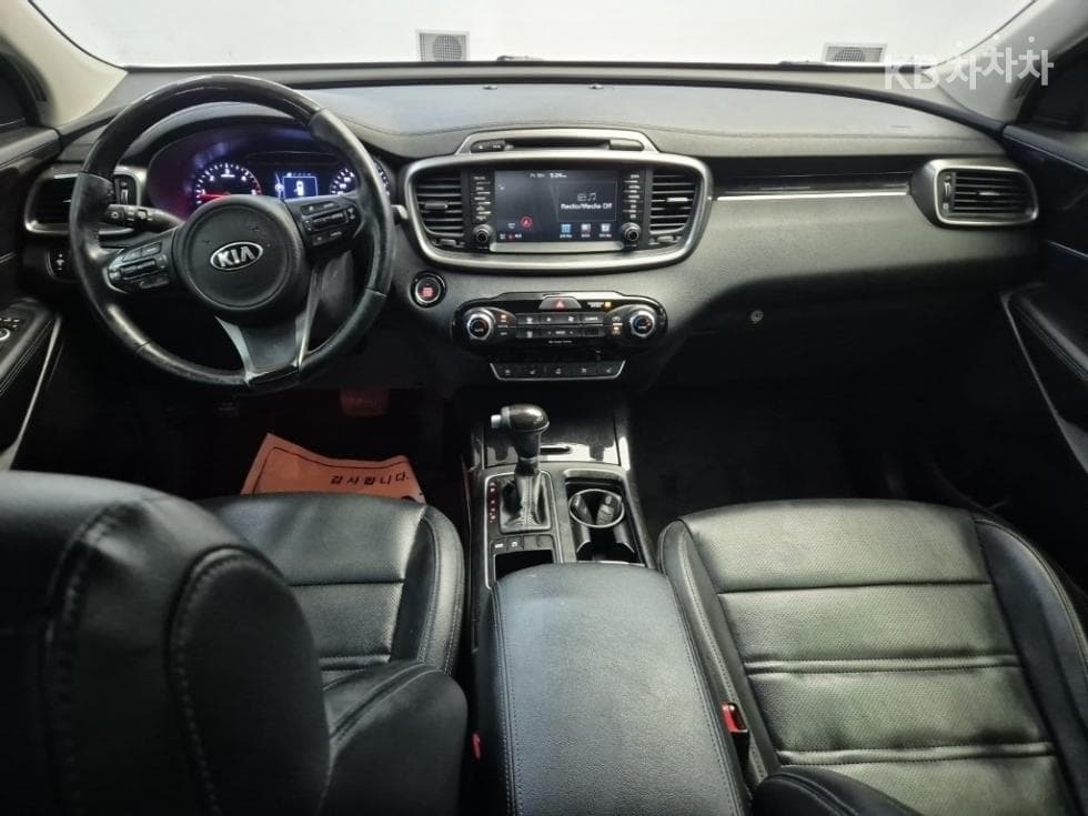 Киа All NewSorentoДизел 2.0 2WD Престиж - 7