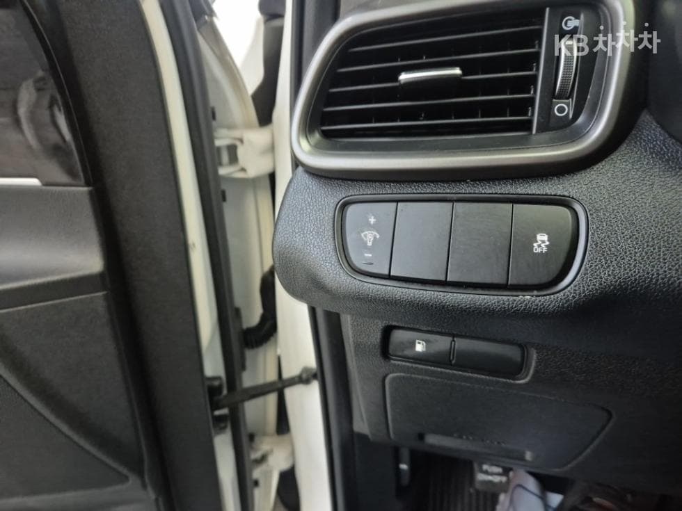 Киа All NewSorentoДизел 2.0 2WD Престиж - 17