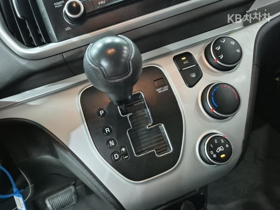 Kia The New (facelift) Ray (van) Van1.0 Gasoline Van 2-seater Standard - 8