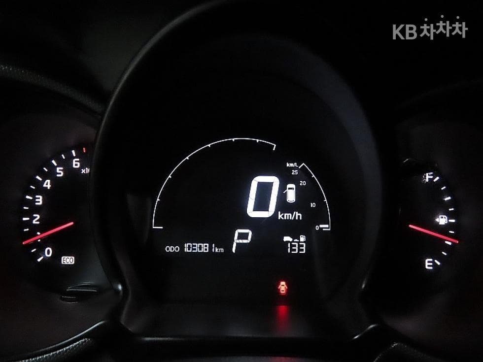 Kia Ray (van)1.0 Gasoline Turbo Prestige - 8