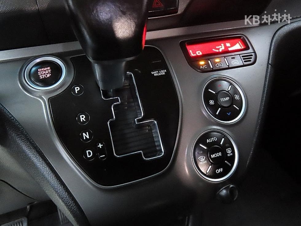 Kia Ray (van)1.0 Gasoline Turbo Prestige - 9