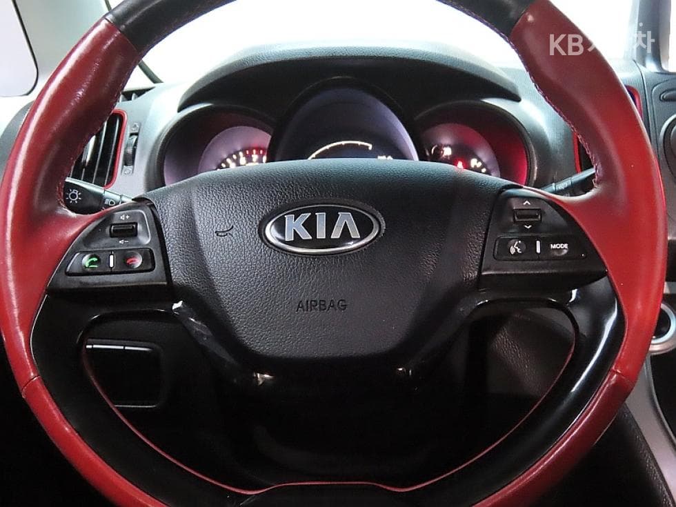 Kia Ray (van)1.0 Gasoline Turbo Prestige - 18