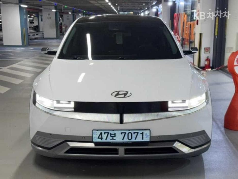 Hyundai IONIQ 5 Long Range Prestige - Image 1