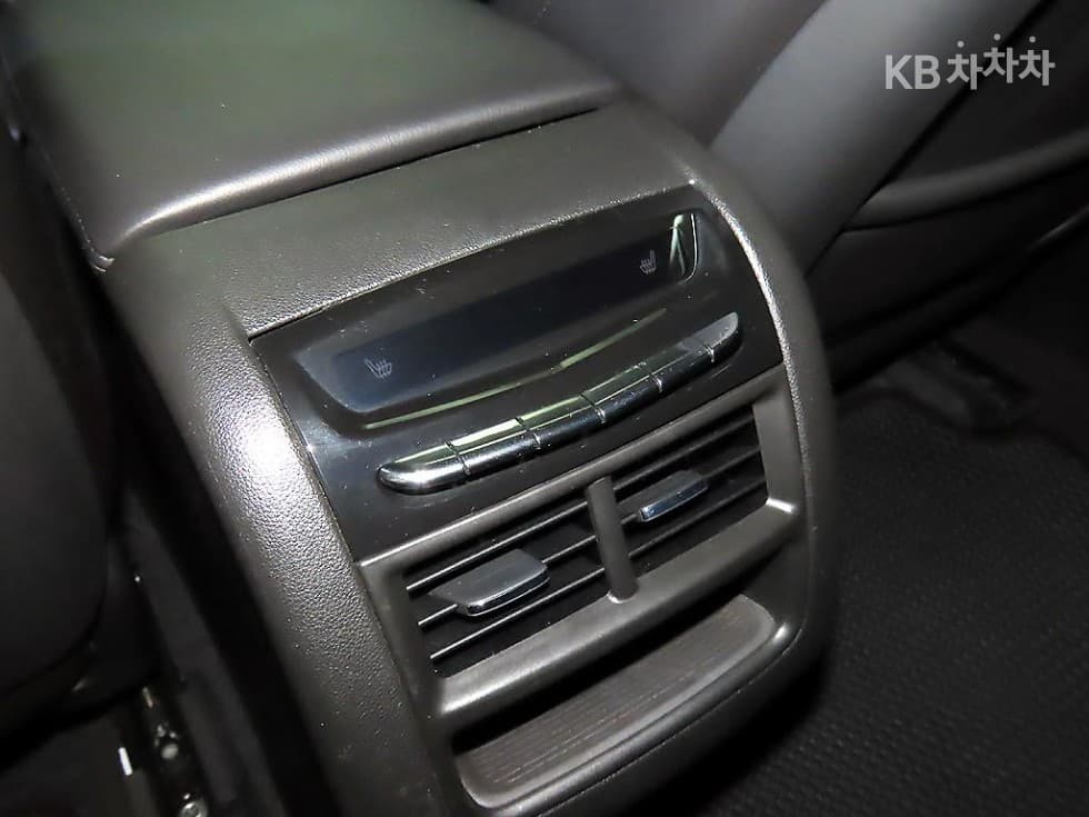 캐딜락 XT53.6 Premium Plus - 15