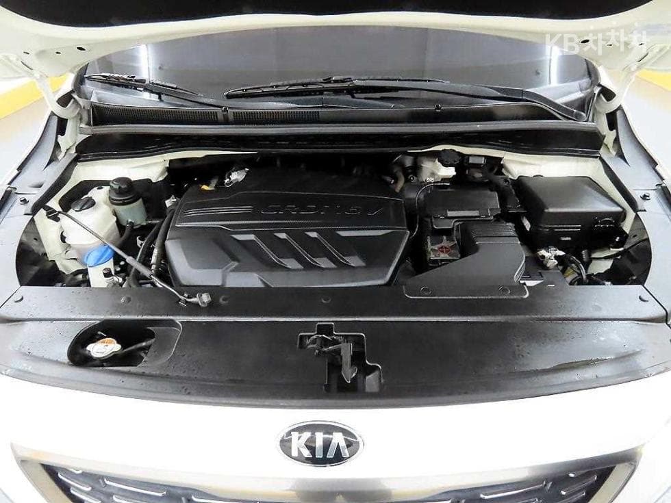 Kia The New (facelift) Carnival9-seater 2.2 Diesel Noblesse Special (special feature/edition) - 19