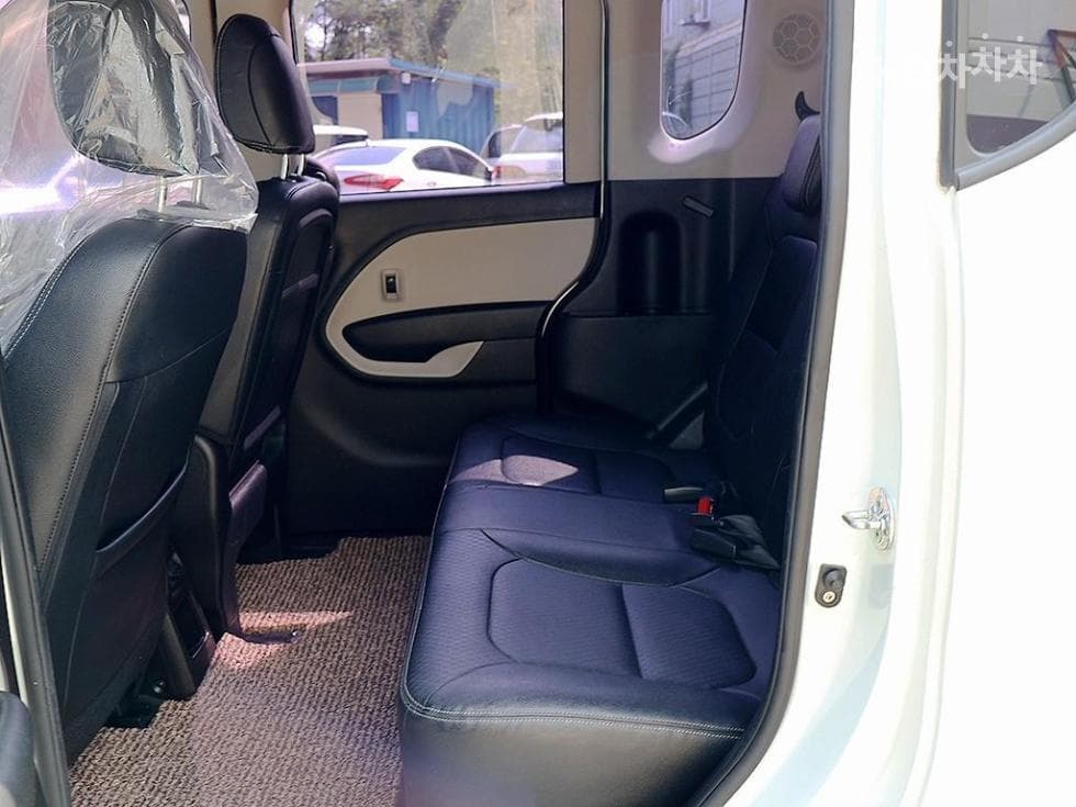 Kia Ray (van)1.0 Gasoline Prestige - 11