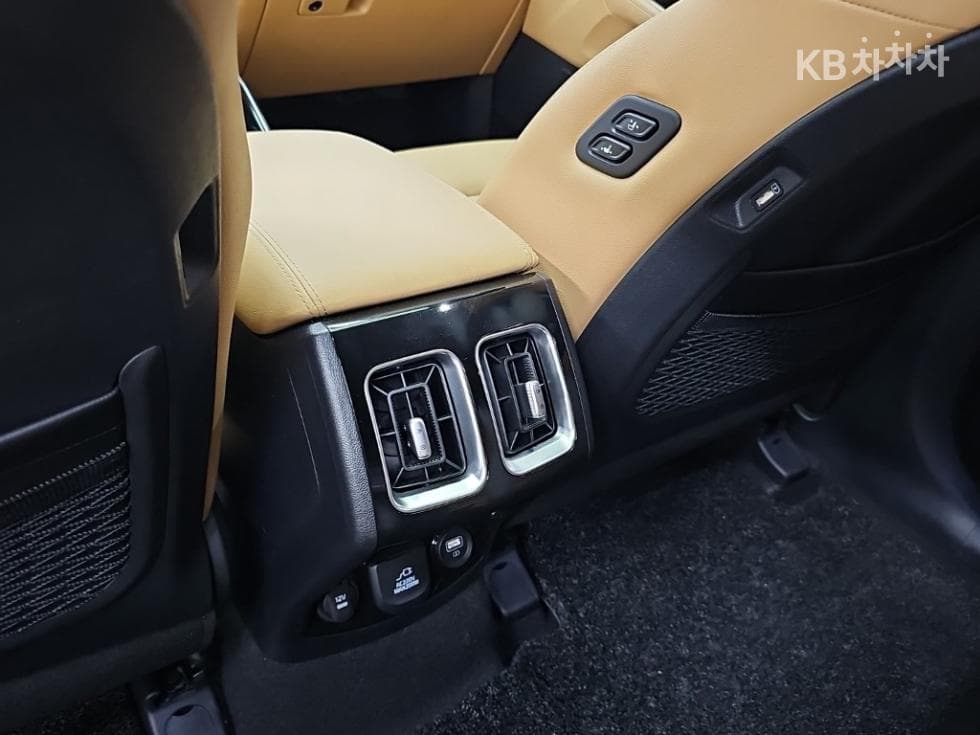 Kia The New (facelift) Sorento MQ42.5 T-GDI AWD Signature Gravity - 13