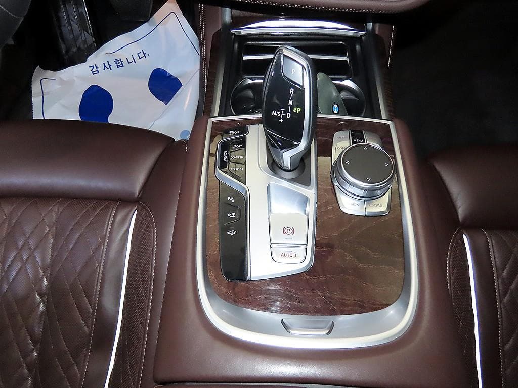 BMW 7시리즈 (G11)750Li xDrive Design Pure Excellence - 12