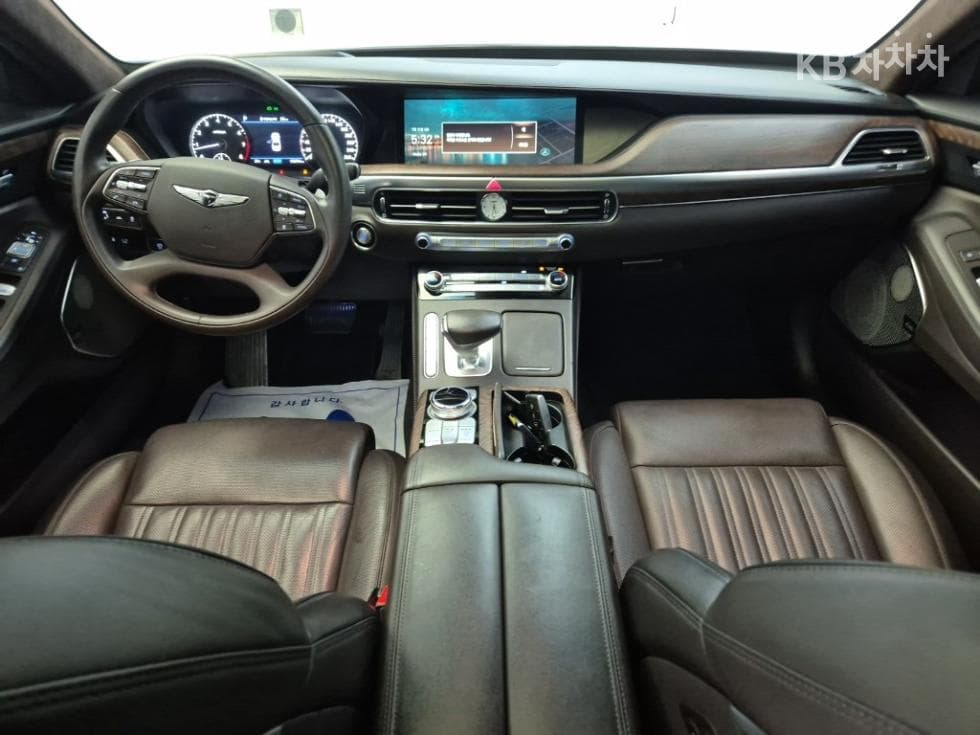 Genesis G903.8 GDi AWD Prestige - 7