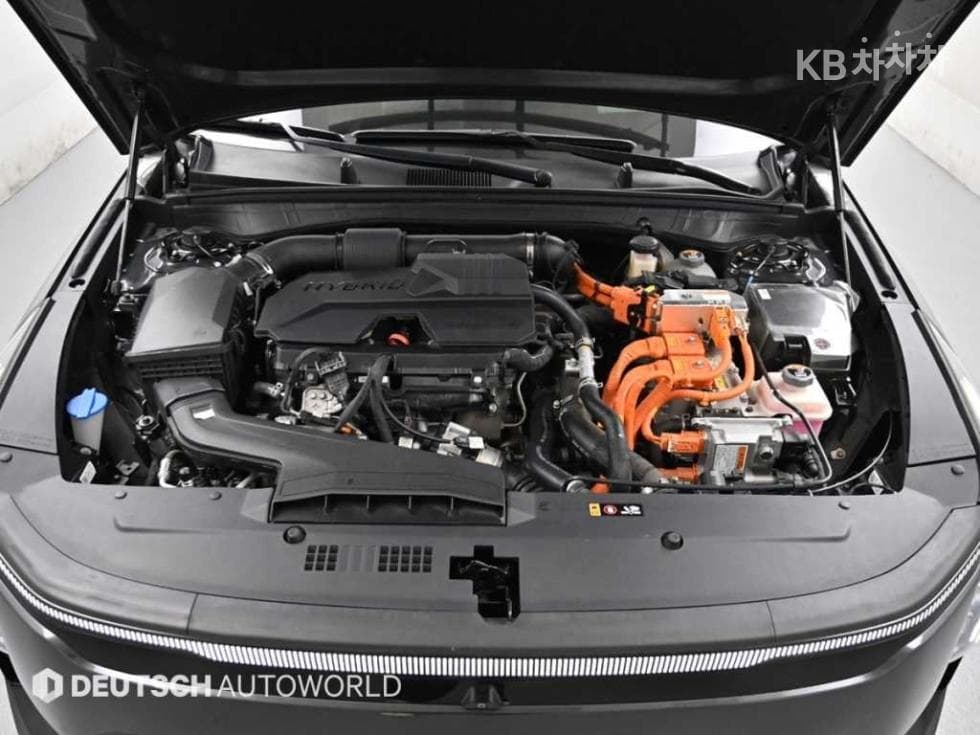 Kia The New (facelift) K8 Hybrid1.6 Turbo HEV 시그니쳐 - 6