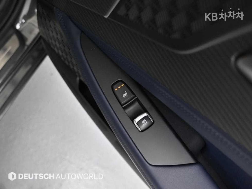 Kia The New (facelift) K8 Hybrid1.6 Turbo HEV 시그니쳐 - 16