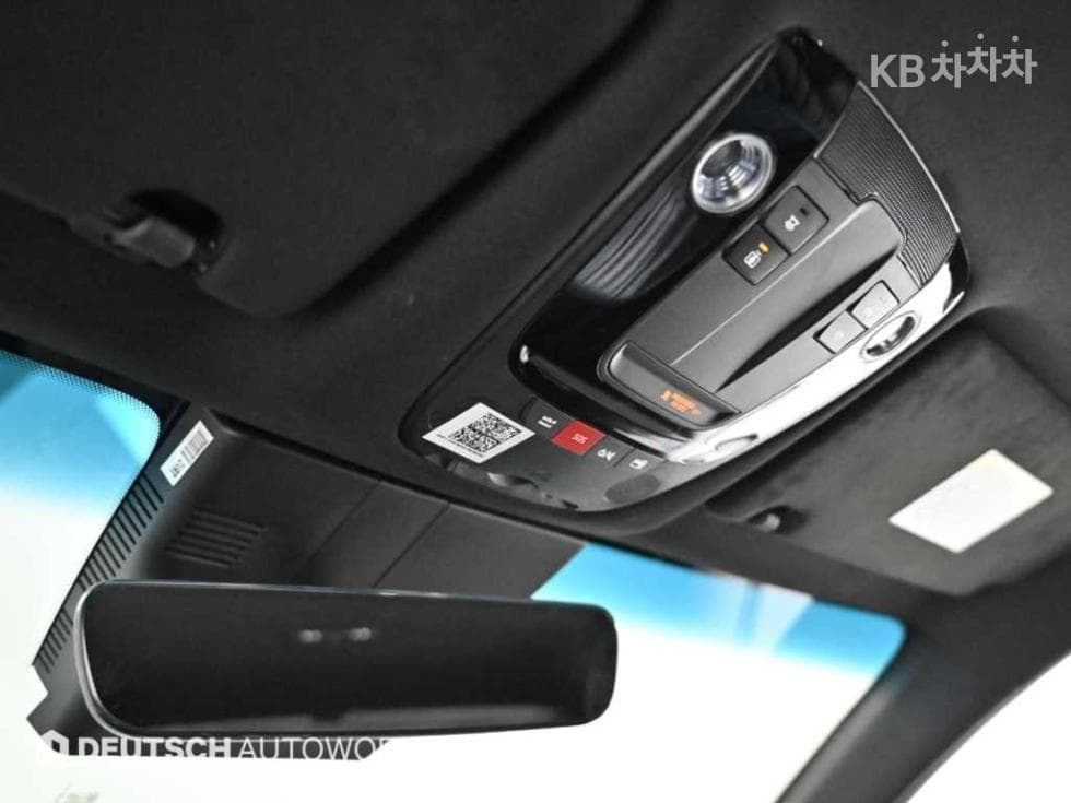Kia The New (facelift) K8 Hybrid1.6 Turbo HEV 시그니쳐 - 18