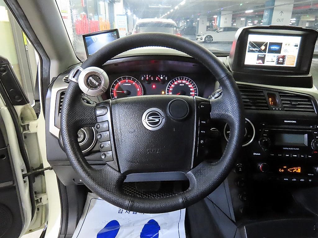 KG Mobility Korando Sports (pickup variant)CX7 4WD 패션 - 8